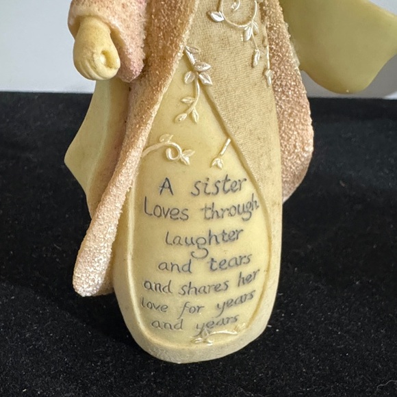 Enesco Foundations Angel figurine with sister quote - Picture 3 of 7